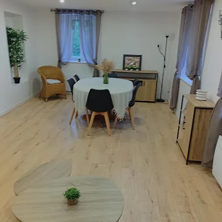 De La Rouge Roye Cornelia Holiday home Nompatelize